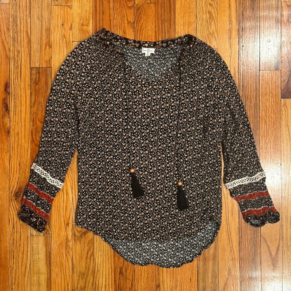 Mason & Belle Women's Long Sleeve Black Floral Top Size Small